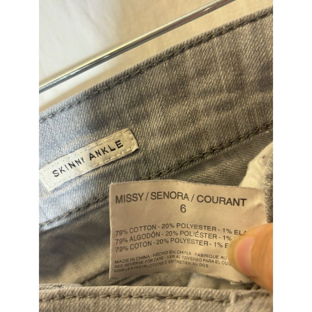 Anne Klein Women's Jeans Skinny‎ Ankle Light Grey Size 6 G20 - Picture 3 of 4